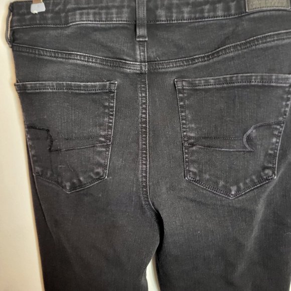 Women's American Eagle Black Jeans, The Dream Jean Style.  Size 10, 4 pockets. - Picture 4 of 8